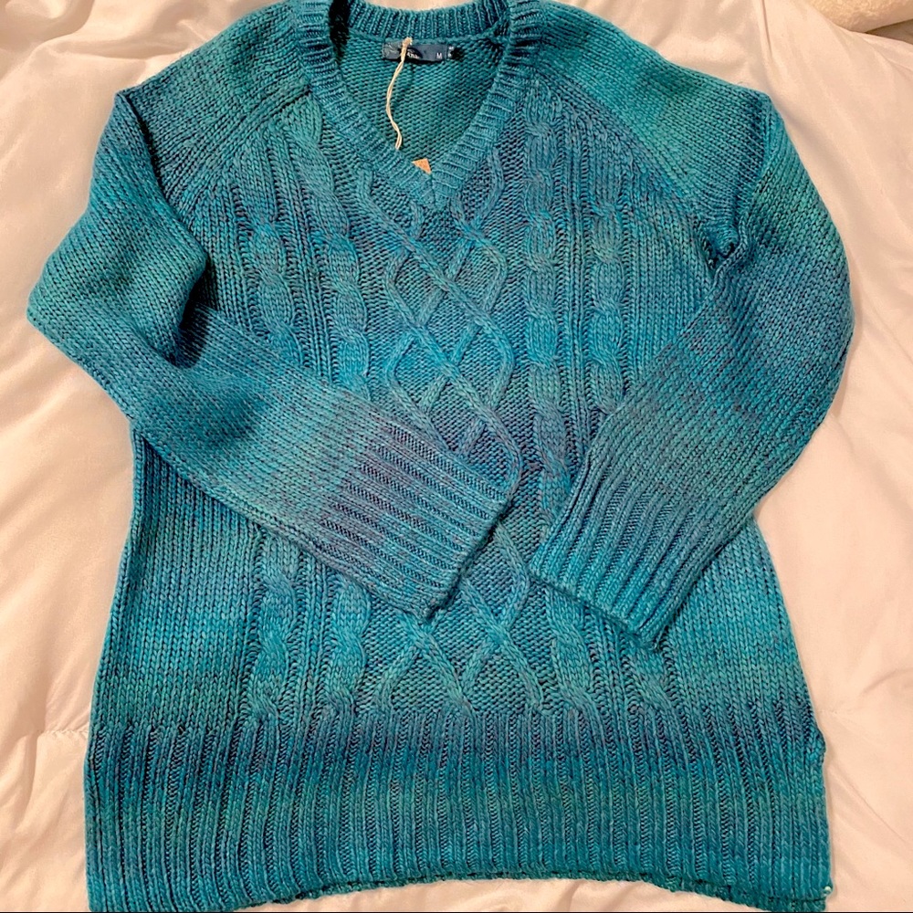 NWT Prana V neck knitted sweater